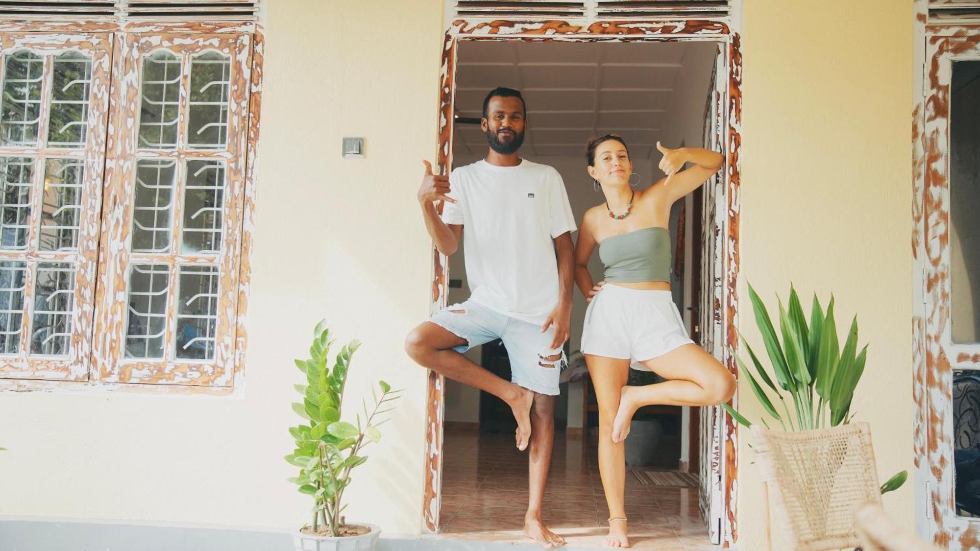Hôtel Dreamy Surf House à Weligama Extérieur photo