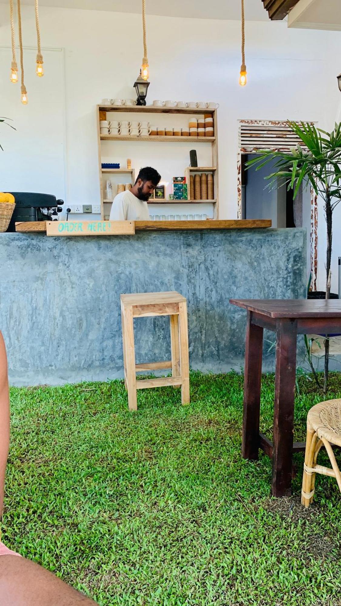 Hôtel Dreamy Surf House à Weligama Extérieur photo